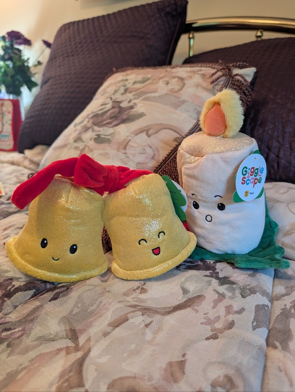 Giggle Scape Plush Candle & Pair of Gold Bells Plush Set